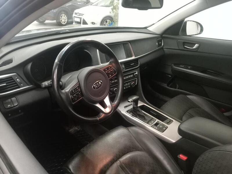 Kia Optima vaihtoauto