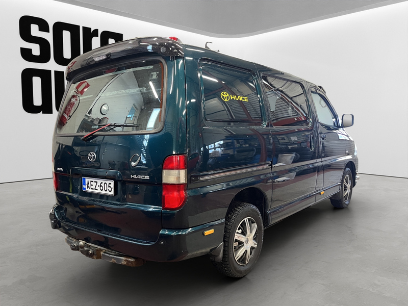 Toyota Hiace vaihtoauto