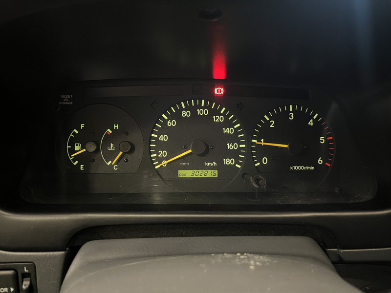 Toyota Hiace vaihtoauto