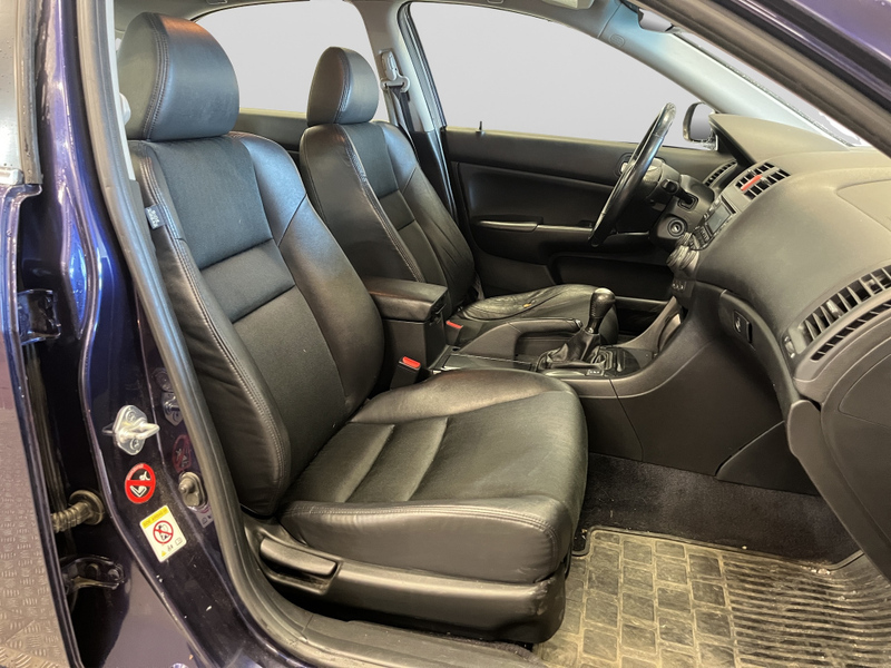 Honda Accord vaihtoauto