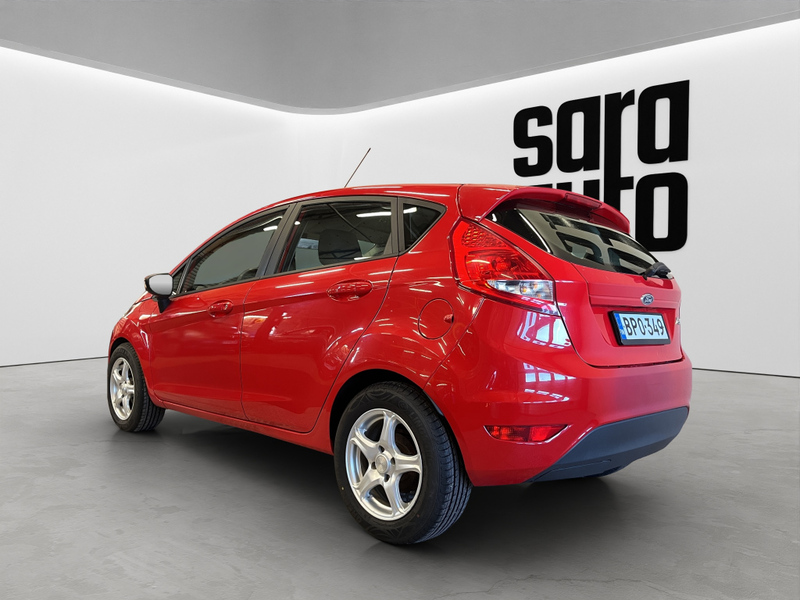 Ford Fiesta vaihtoauto