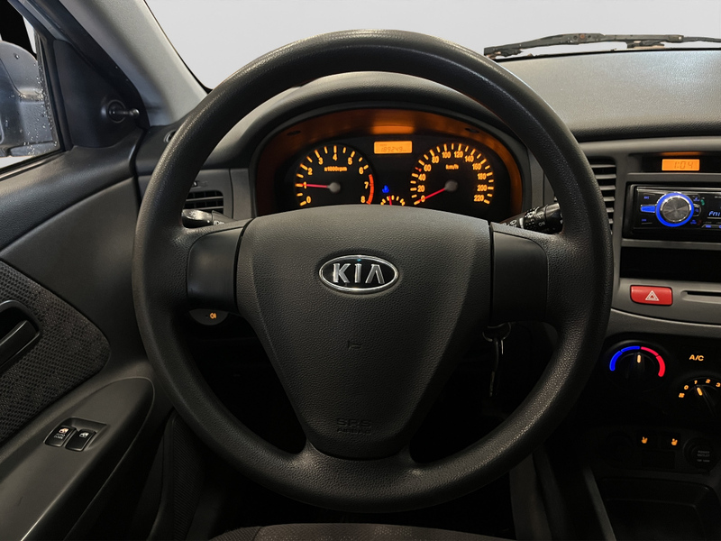 Kia Rio vaihtoauto