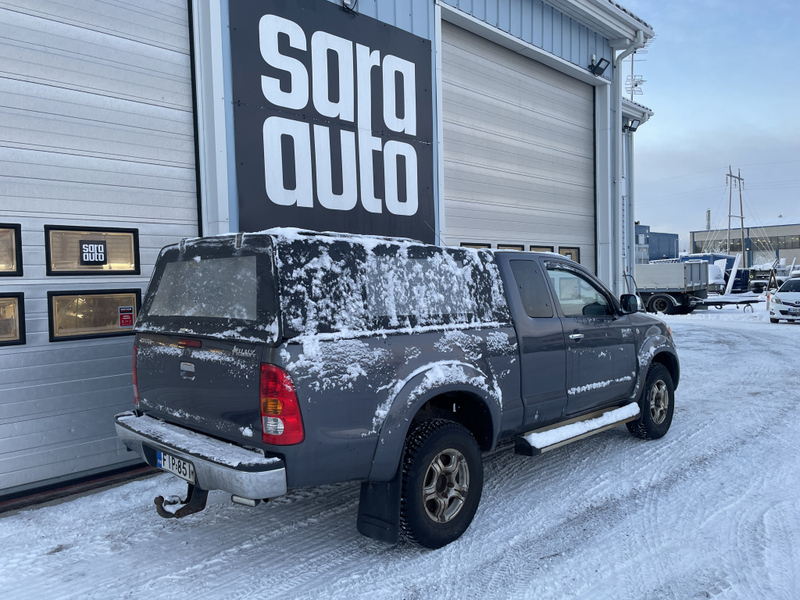 Toyota Hilux vaihtoauto