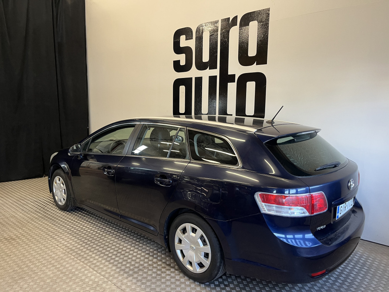 Toyota Avensis vaihtoauto