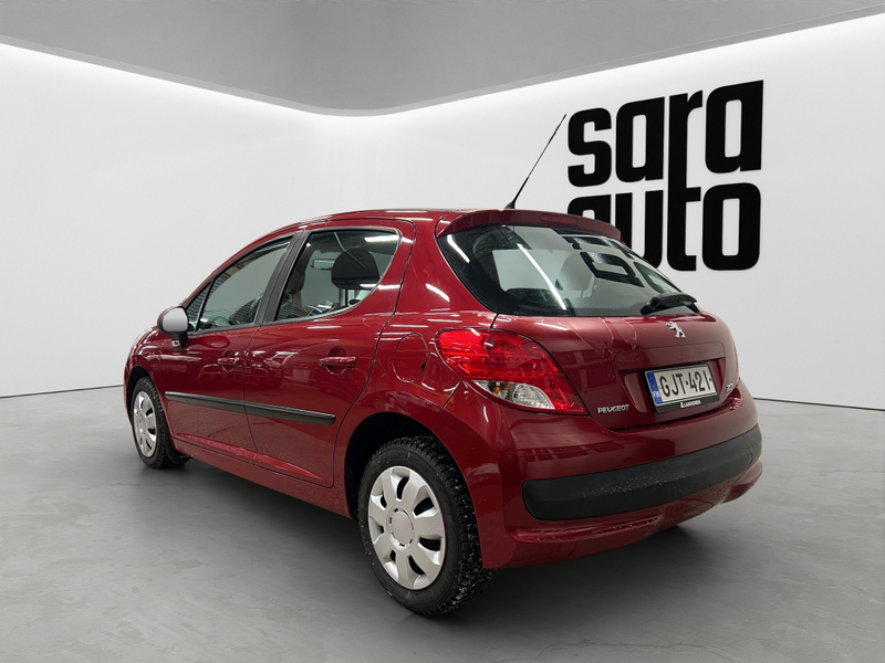 Peugeot 207 vaihtoauto