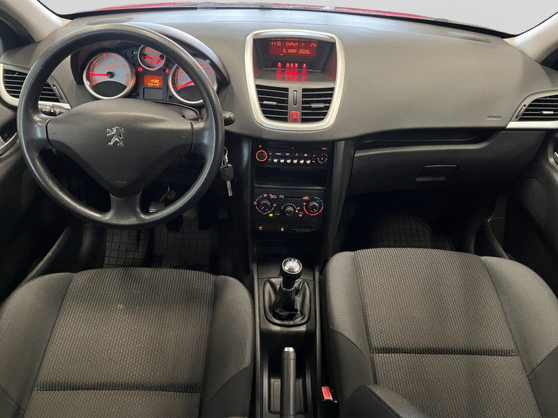 Peugeot 207 vaihtoauto