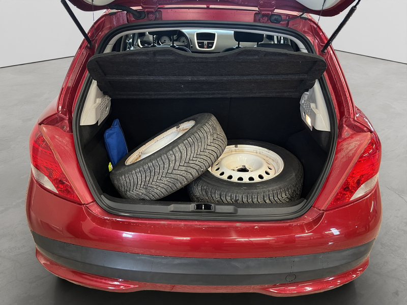 Peugeot 207 vaihtoauto