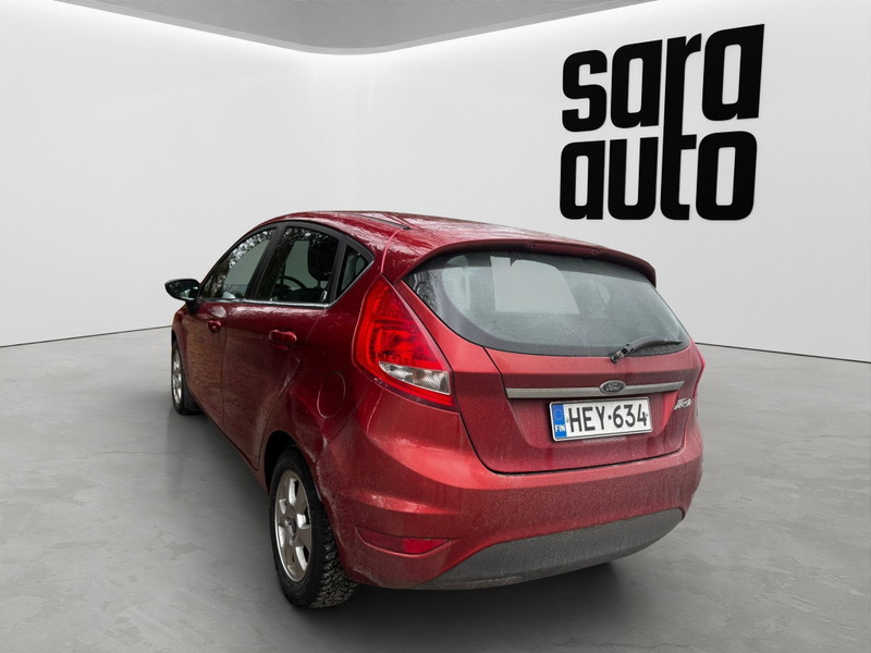 Ford Fiesta vaihtoauto