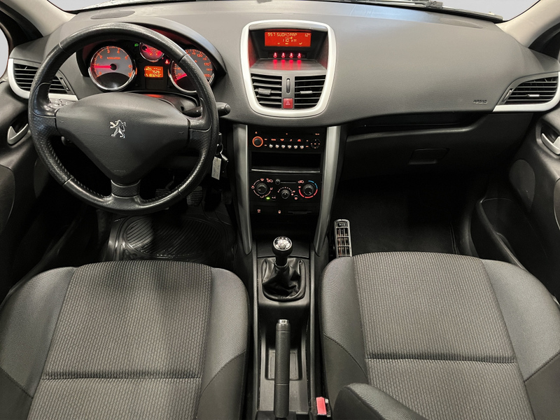 Peugeot 207 vaihtoauto