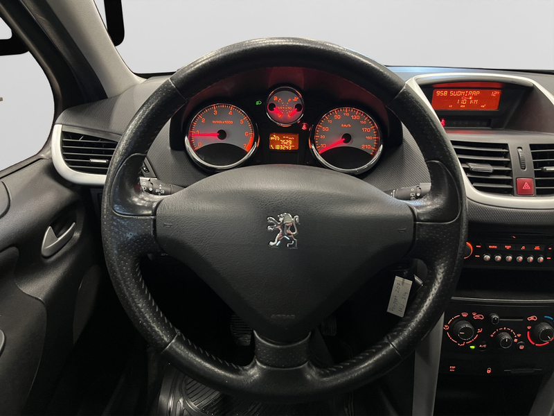 Peugeot 207 vaihtoauto