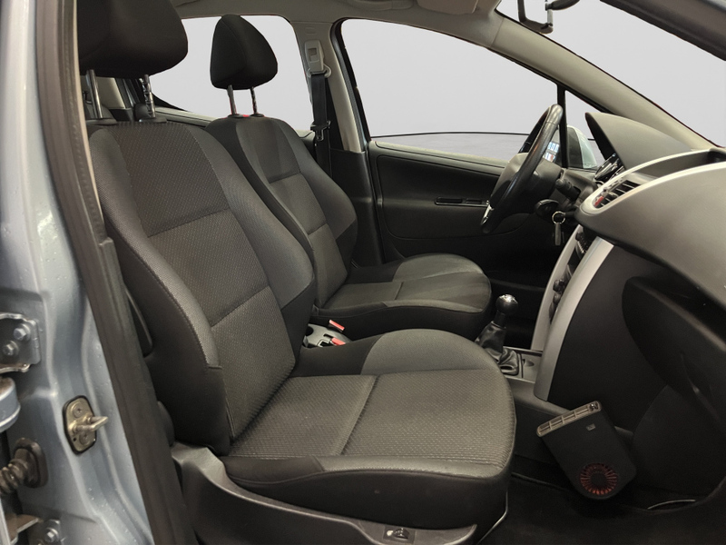 Peugeot 207 vaihtoauto