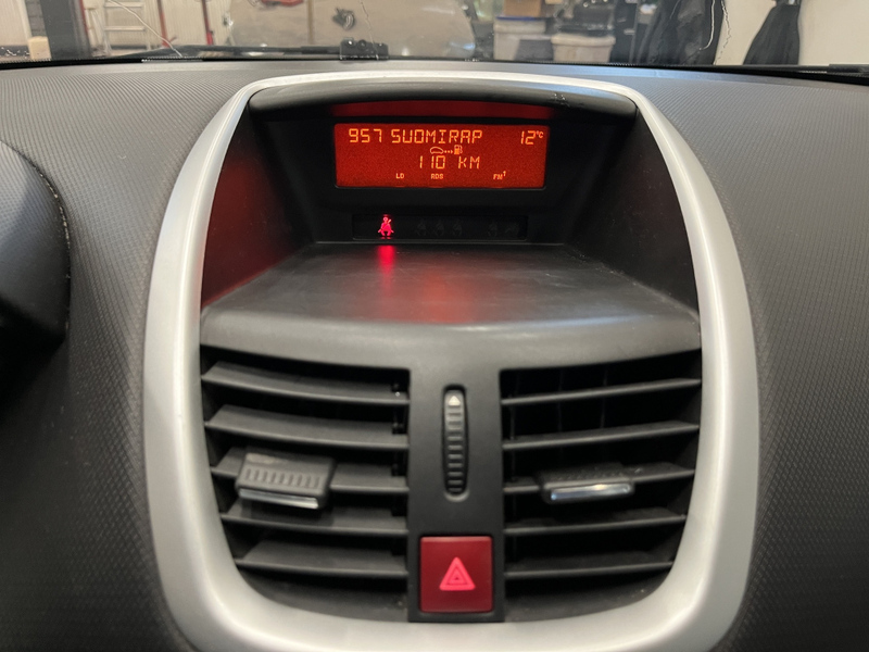 Peugeot 207 vaihtoauto