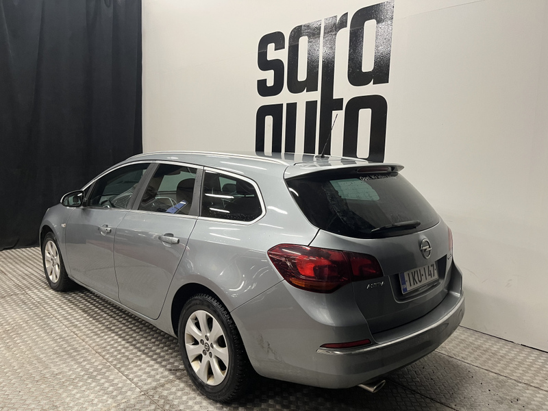 Opel Astra vaihtoauto