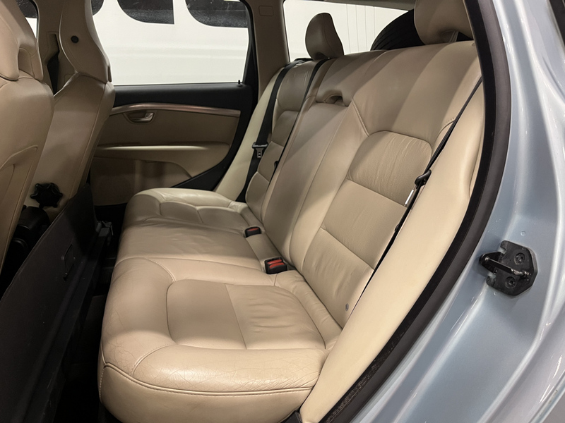 Volvo V70 vaihtoauto