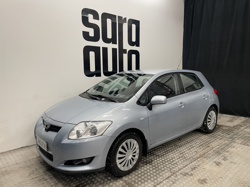 Toyota Auris vaihtoauto