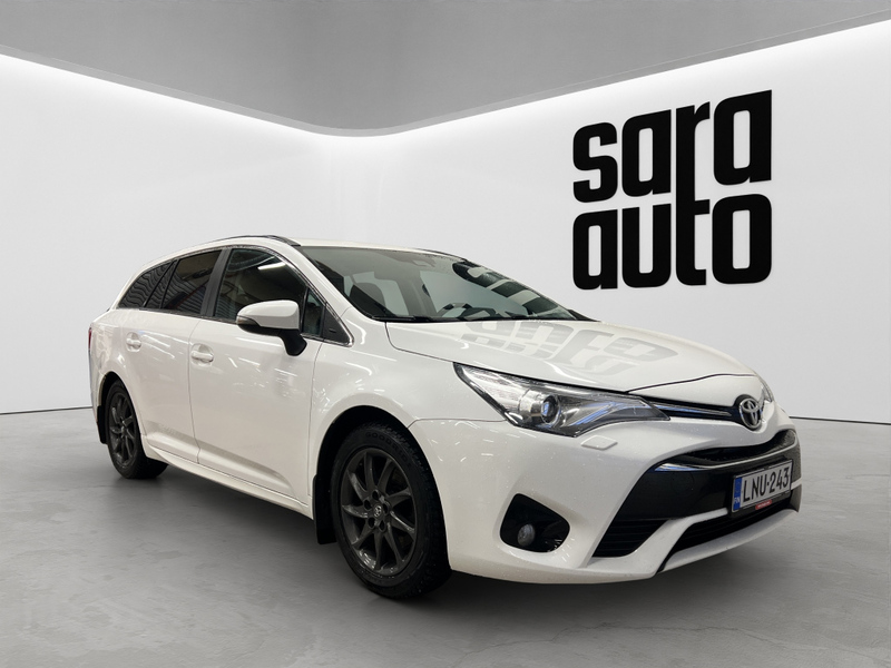 Toyota Avensis vaihtoauto