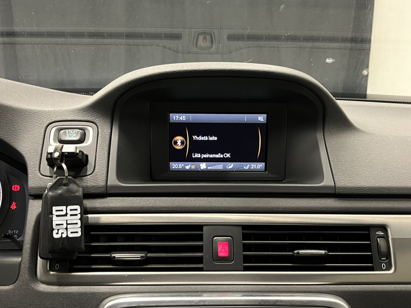 Volvo V70 vaihtoauto