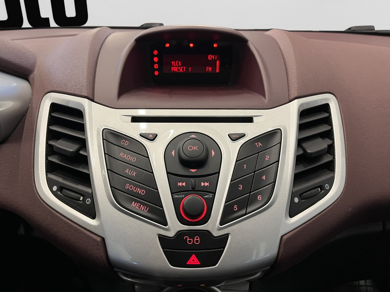 Ford Fiesta vaihtoauto