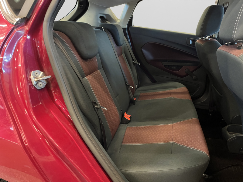 Ford Fiesta vaihtoauto