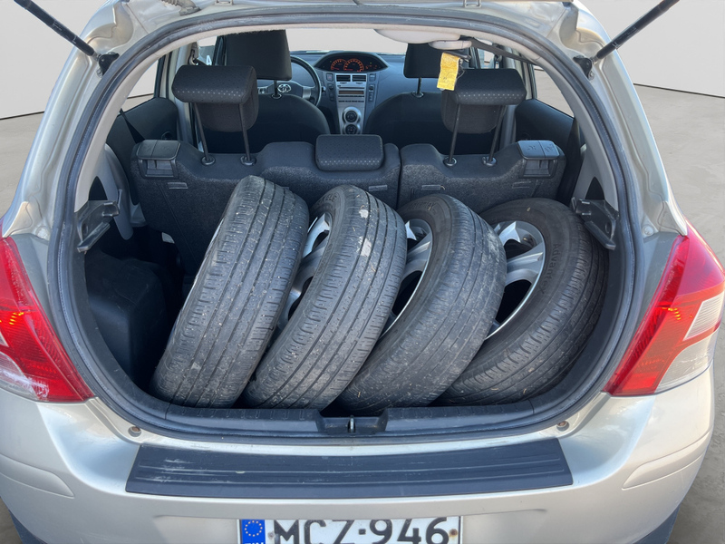 Toyota Yaris vaihtoauto