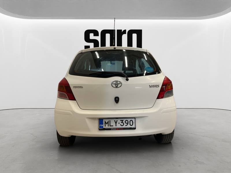 Toyota Yaris vaihtoauto