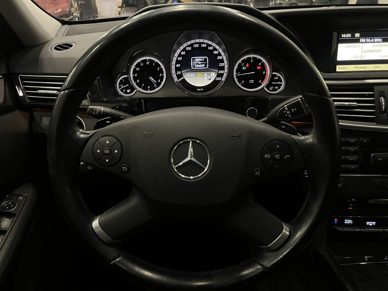 Mercedes-Benz E vaihtoauto