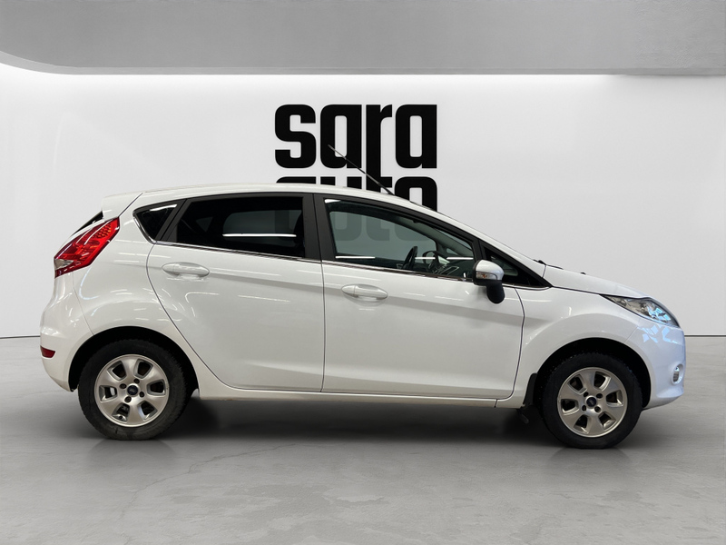 Ford Fiesta vaihtoauto