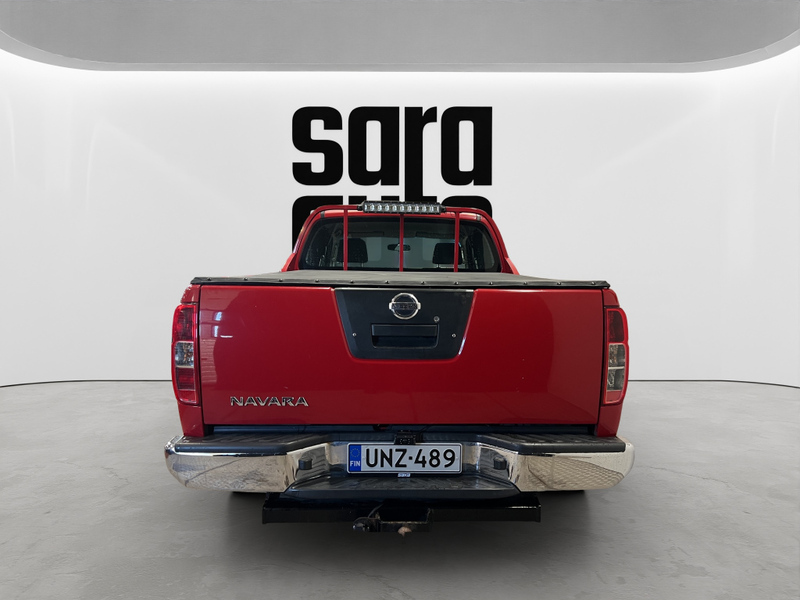 Nissan Navara vaihtoauto