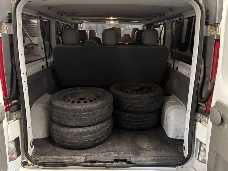 Nissan Primastar vaihtoauto