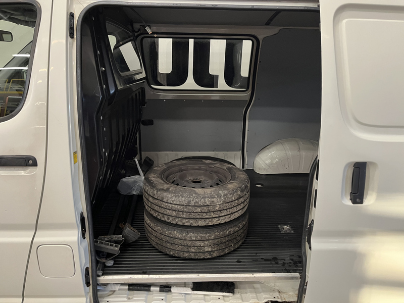 Toyota Hiace vaihtoauto