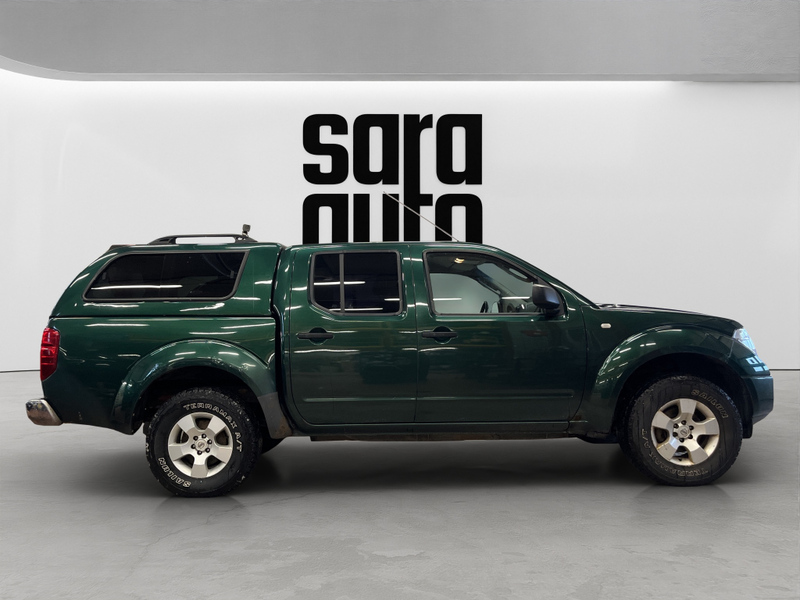 Nissan Navara vaihtoauto