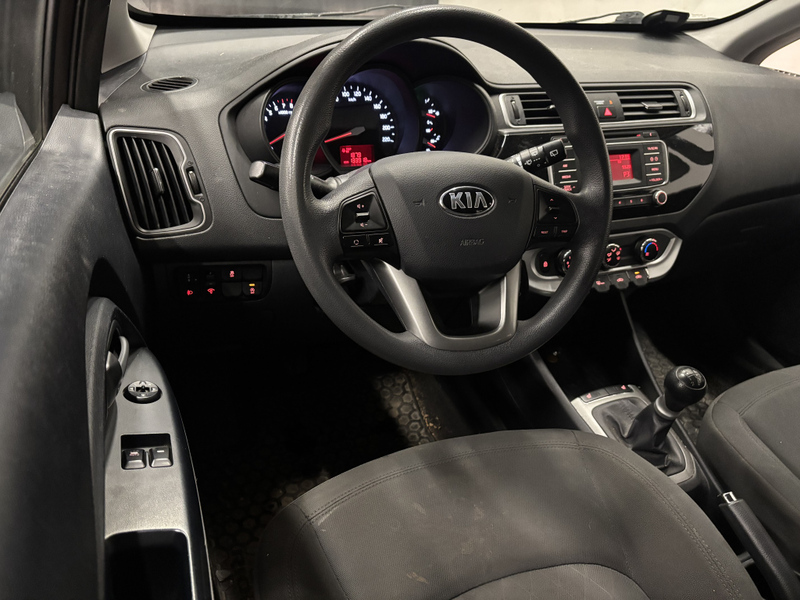 Kia Rio vaihtoauto