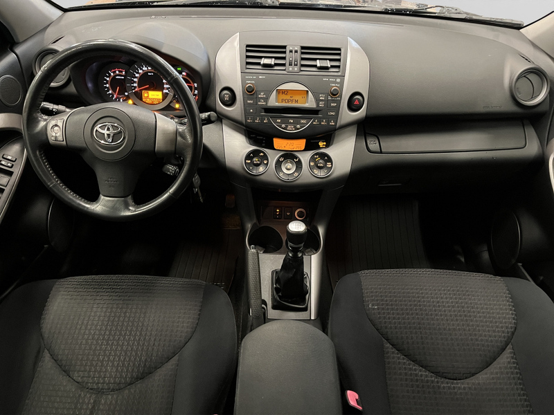 Toyota RAV4 vaihtoauto