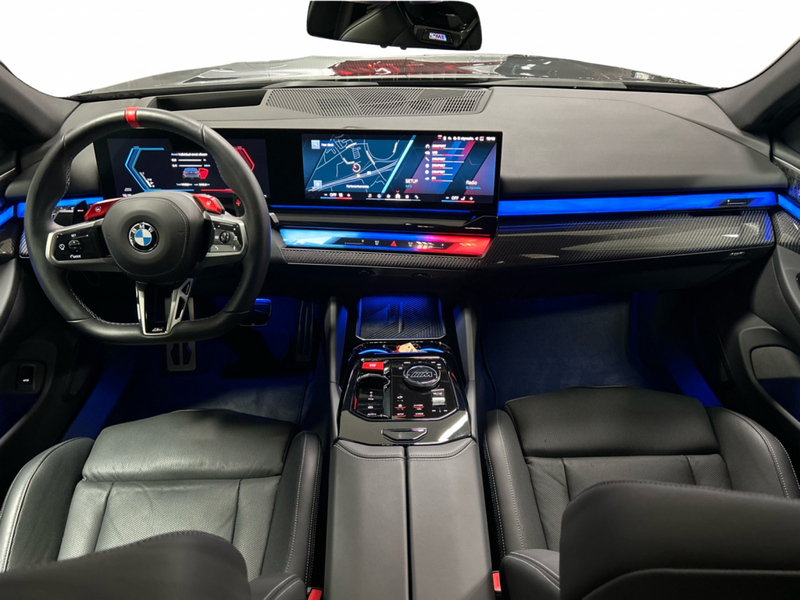 BMW M5 vaihtoauto