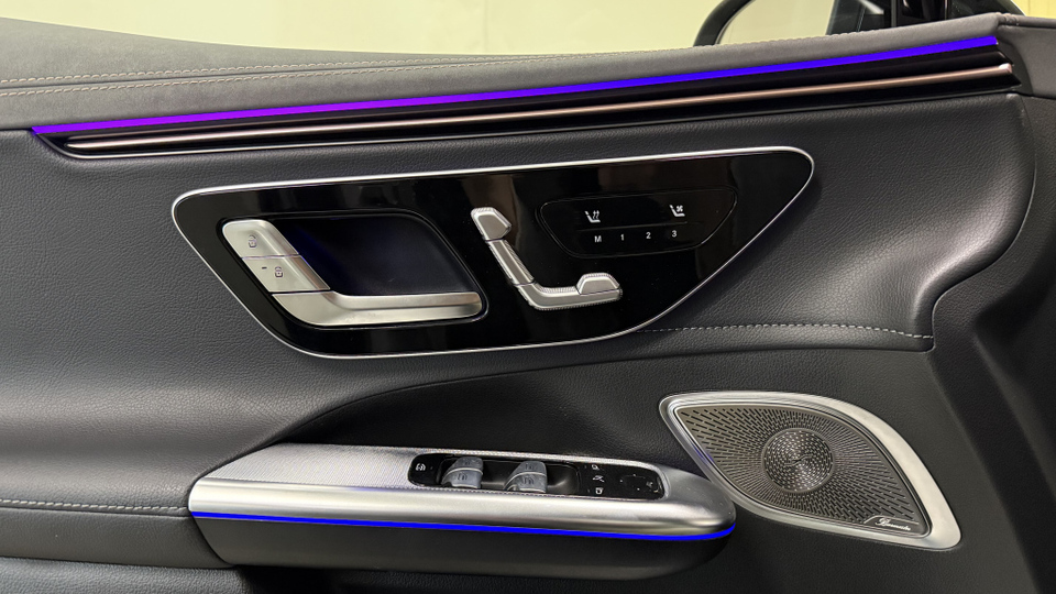 Mercedes-Benz EQE vaihtoauto