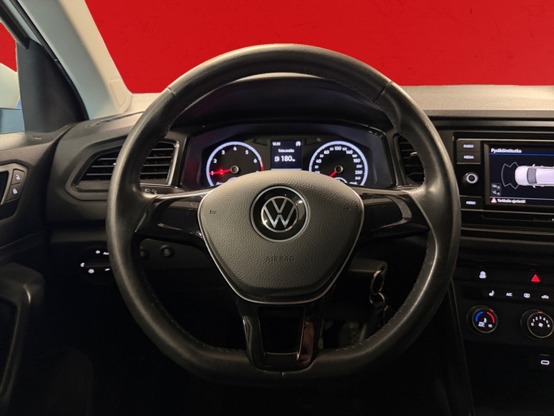 Volkswagen T-Roc vaihtoauto