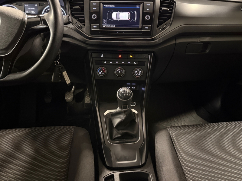 Volkswagen T-Roc vaihtoauto