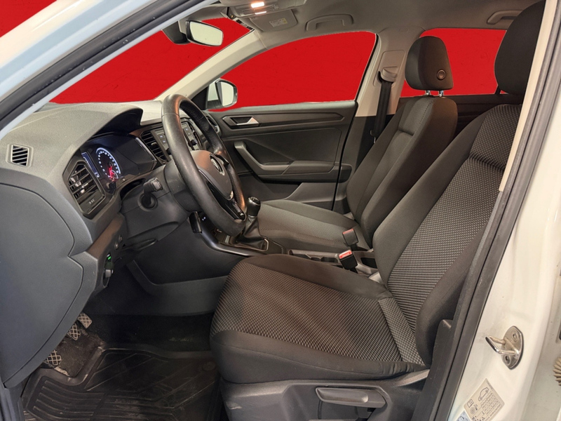 Volkswagen T-Roc vaihtoauto