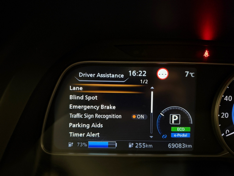 Nissan Leaf vaihtoauto