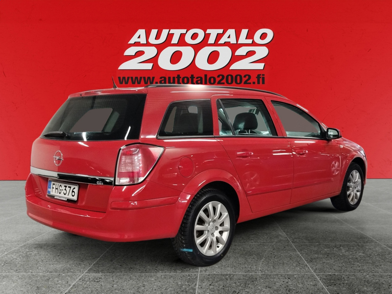 Opel Astra vaihtoauto