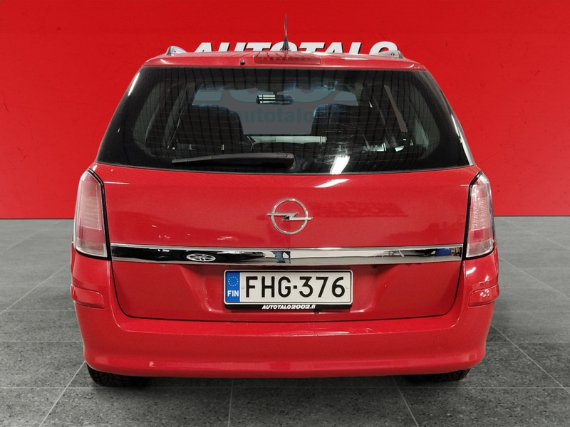 Opel Astra vaihtoauto