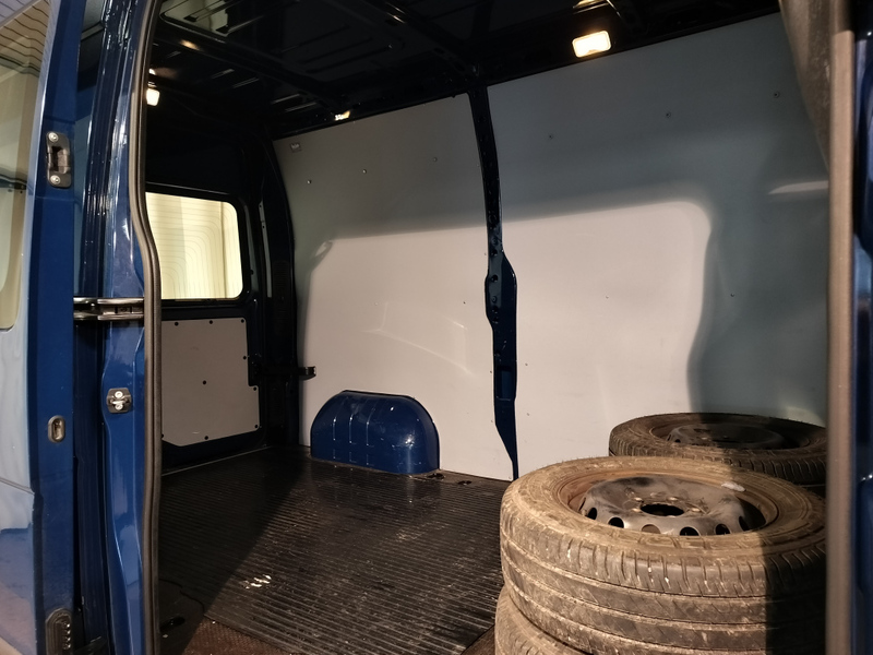 Nissan NV400 vaihtoauto
