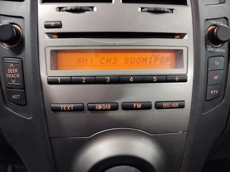 Toyota Yaris vaihtoauto