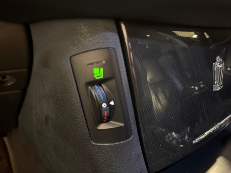 Toyota Crown vaihtoauto