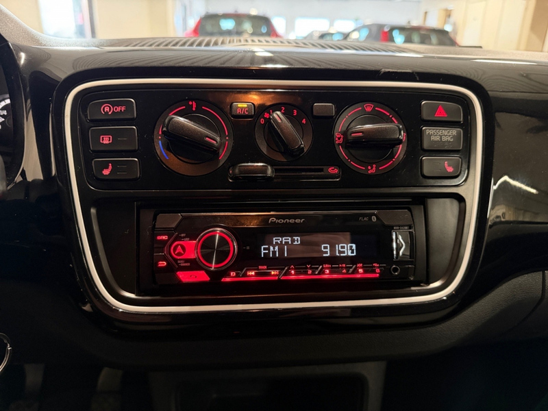 Volkswagen up! vaihtoauto