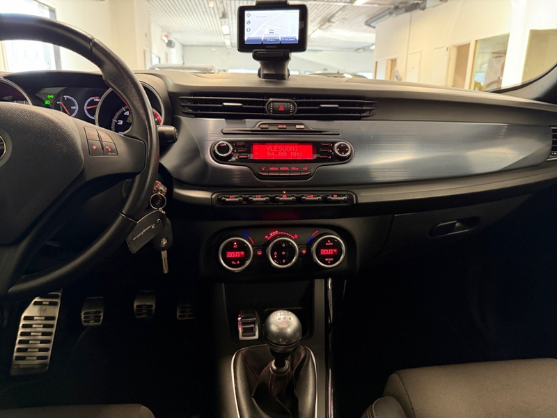 Alfa Romeo Giulietta vaihtoauto