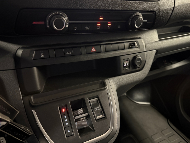 Opel Vivaro-e vaihtoauto