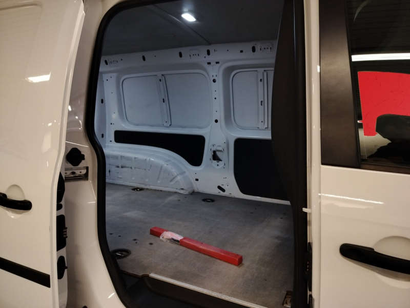 Volkswagen Caddy Maxi vaihtoauto