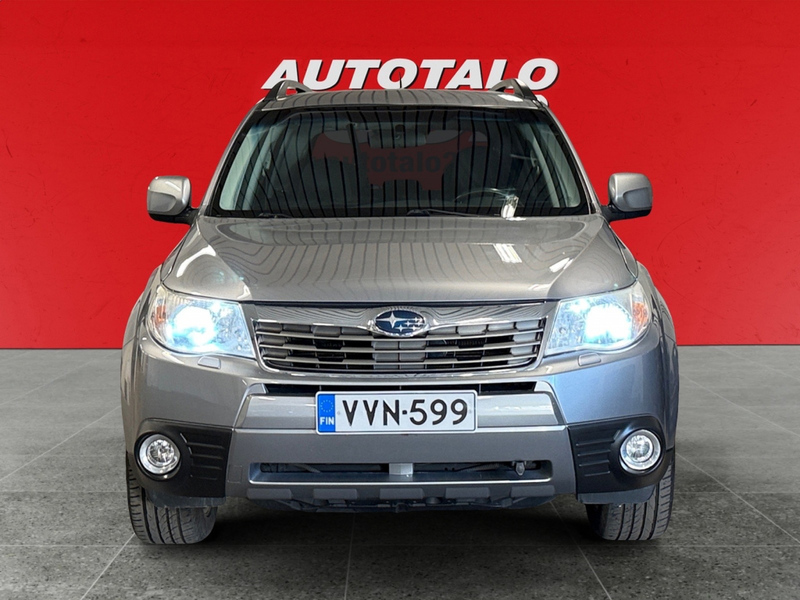 Subaru Forester vaihtoauto