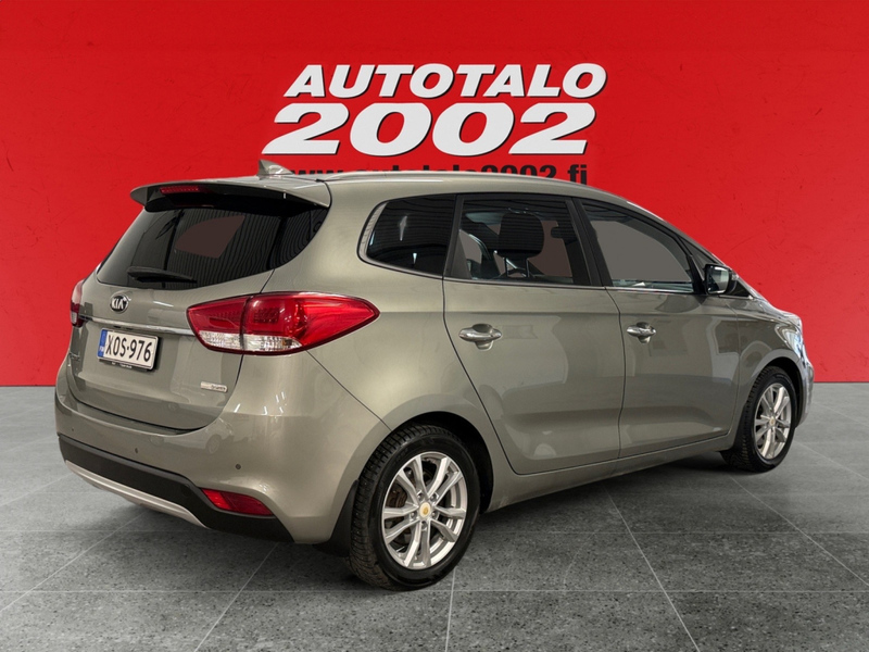 Kia Carens vaihtoauto